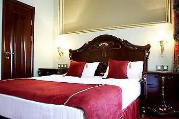 Hotel Staro 4*